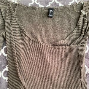 Olive green long sleeve could be worn off the shoulder